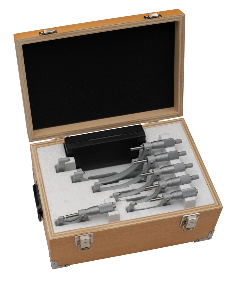 Mitutoyo 103-907-40 Series 103 Outside Micrometer Set, 0 to 6 in, 6 pieces