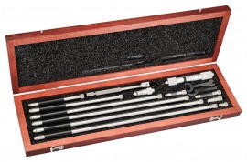 Starrett 823FZ Tubular Inside Micrometer with case, 1.5 to 32" range, 0.001" graduations